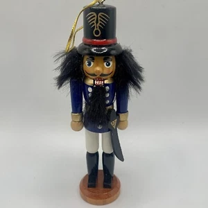 "Adornos navideños cascanueces de madera vintage de los años 80 del mundo de Papá Noel, águila de 5 1/2""" - Imagen 1 de 7