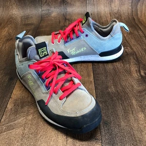 Adidas Five Tennies Low-Top Damen Wandern Klettern Sneaker BC0933 Größe 7 US EUC! - Bild 1 von 9