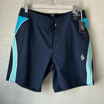Men's Volcom Rangled Liberators Boardshort Swim Trunks, size 32 *NEW WITH TAGS* - Image 1 of 4