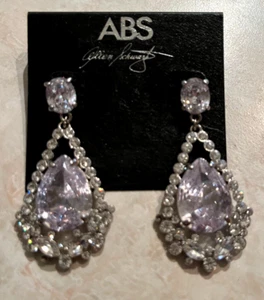 "Pendientes araña de cristal de diseñador ABS por Allen Schwartz 2,6"" nuevos con etiquetas" - Imagen 1 de 3