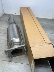 For 1997-99 Buick Lesabre Aurora Direct Fit Catalytic Converter Magnaflow 23437 - Picture 1 of 1