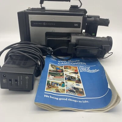 GE VHS Home Video System 1CVM6060E Camcorder w/Charger And Instructions - Image 1 of 4