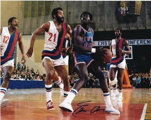 EARL MONROE NEW YORK KNICKS ACTION SIGNED 8x10 - Picture 1 of 1
