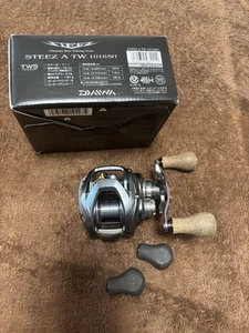 DAIWA STEEZ A TW 1016SH 7.1:1 Gear Right Handle Baitcast Fishing Reel - Picture 1 of 8