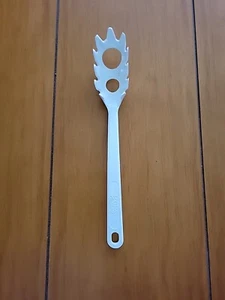 Pyrex Accessories White Pasta Server USA Melamine Plastic Measure Vintage Spoon - Picture 1 of 7