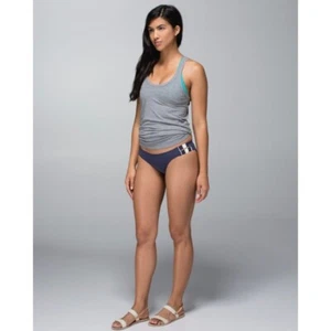 ¡¡NUEVO CON ETIQUETAS!! Pantalones de bikini LULULEMON Athletica Shanti Surf azul cadete a rayas talla 4 - Imagen 1 de 16