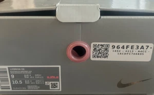 Taglia 9 - Nike LeBron 20 Trinity - Foto 1 di 8