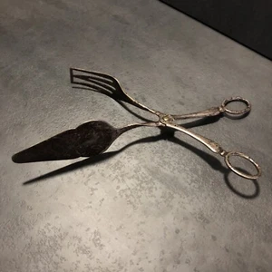 Pastry Tongs Sheffield England EPNS Plated Silver Tarnished Poor Condition - Picture 1 of 4