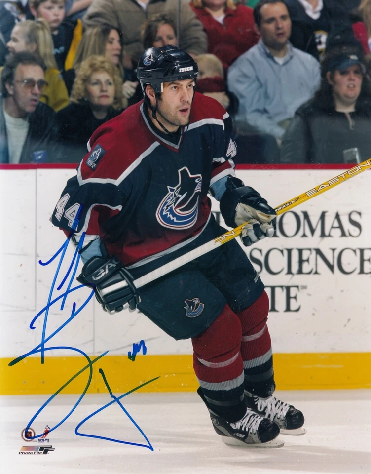 Todd Bertuzzi Vancouver Canucks resistente autografiado automático foto 8x10 Foto 1 de 1