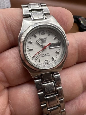 Raro Reloj Automático Damas Seiko 5 4207-01C0. Hecho en Japón. Día-fecha. Correr Foto 1 de 4