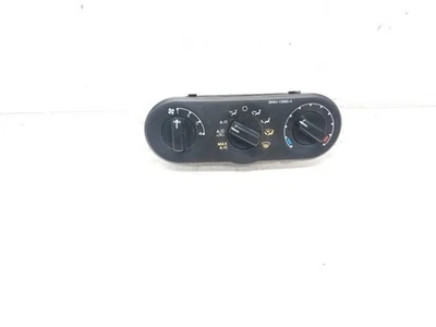 2005-07 Ford Escape (Hybrid / 2.3L) Temperature Control W/ AC - Manual Control - Image 1 of 4