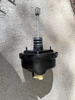 Amplificador de freno Delorean Foto 1 de 3