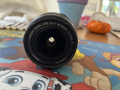 Canon EF-S 18-55mm 1:3.5-5.6 IS Zoom Lens for EOS EF Image Stabilizer - Image 1 of 4