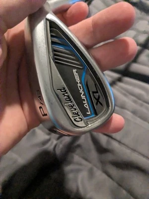 Buena cuña de lanzamiento Cleveland Launcher XL derecha. Catalizador 60 5,5 grafito. Foto 1 de 4