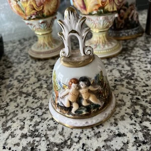 Vintage Capodimonte Porzellan Glocke Cherubs Italien - Bild 1 von 7