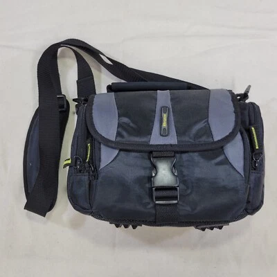 Estuche para cámara digital Targus modelo TVT009-10 sobre el hombro Foto 1 de 4