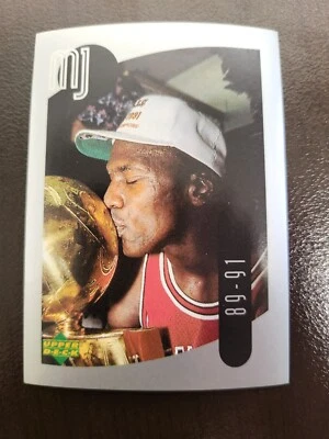 Mini tarjeta de colección de pegatinas 1998 Upper Deck Michael Jordan MJ #28 Foto 1 de 2
