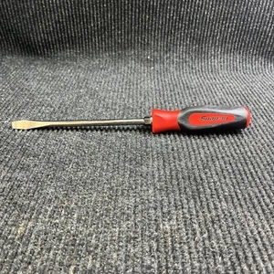 🔥🔥🔥Snap-on Tools USA NEW RED 3/8" Tip Soft Grip Flat Head Screwdriver SGD8BR - Picture 1 of 6