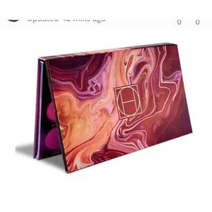 Paleta de sombras de ojos Hipdot Zion precio de venta sugerido por el fabricante $30.00 BoxyD - Imagen 1 de 4