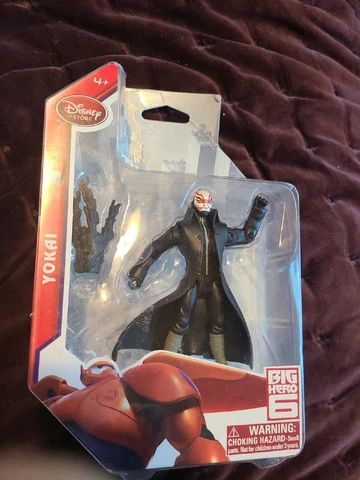 Disney Big Hero 6 Yokai #mint On Damaged Card DISNEY STORE Cover