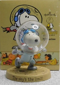 Statuetta Peanuts Snoopy ""The Sky's the Limit"" Hallmark Gallery nuova con scatola - Foto 1 di 11