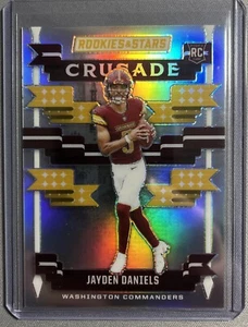 2024 Panini Rookies & Stars - Jayden Daniels Rookie Crusade Rc #C-JDS Commanders - Picture 1 of 7