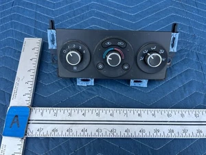 2006-2010 Pontiac G6  Dash Climate Control Switch Heat AC Knob HVAC OEM #11DU - Picture 1 of 10