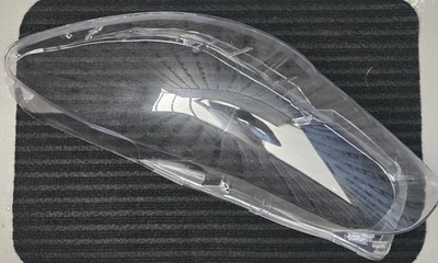 Lente de farol esquerda BMW 528i F10 2014-2016 transparente - Imagem 1 de 4