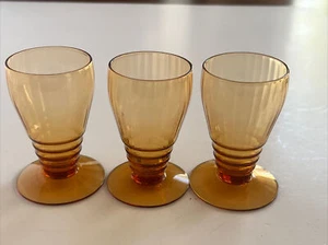 Jarrón Vintage Tono Ámbar Vidrio Pedestal Juego De (3) Tres - Imagen 1 de 11