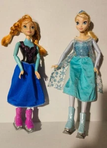 Disney Frozen Elsa & Anna Ice Skating Dolls Interactive - Picture 1 of 9