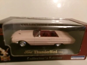 Road Signature 1966 Ford Thunderbird 1/43 in package - Picture 1 of 5