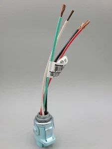 Sentinel Lighting Ceiling Box Connector 2ED4 277V/480V 20A 12AWG Type MC 4 Wire - Picture 1 of 4