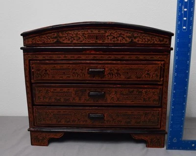 Сундук Sadaik 19 века с бирманским лаком — 3 ящика, сложный красно-черный декор - Изображение 1 из 4