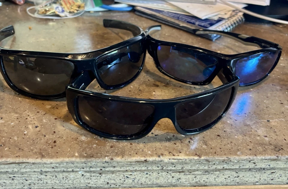 Gafas de sol - 3 pares Adidas, Under Armour, Akadema Foto 1 de 1