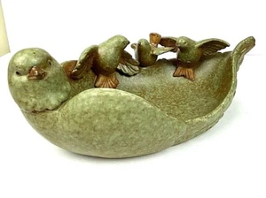 Pottery Bird Dish Planter Green Bird Bath Bowl Display Vintage - Picture 1 of 10