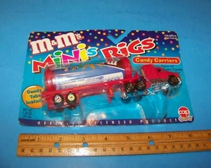 M&M's Minis Candy Carriers "Red" Big Rig Truck - Bild 1 von 3