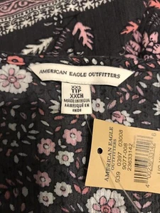 AMERICAN EAGLE OUTFITTERS Floral Print Shorts Romper - Women’s Size XXSmall - Picture 1 of 8