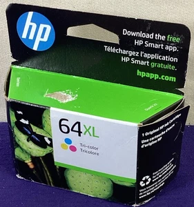 HP 64XL Tri-color High-yield Ink Cartridge 2/26 NEW - Zdjęcie 1 z 2