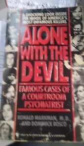 Alone with the Devil : Famous Cases of a Courtroom Psychiatrist R B41 - Foto 1 di 1