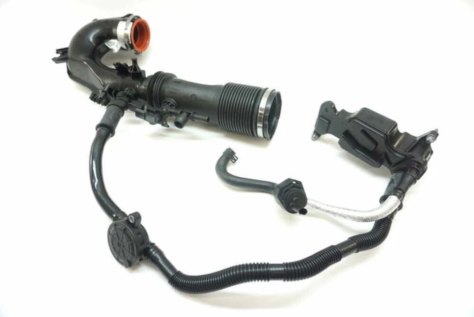 Genuine Mercedes-Benz GLA250 CLA250 Crankcase Breather Intake Line Assembly NEW - Image 1 of 1