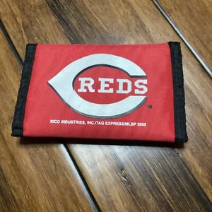 Cincinnati Reds Hook And Loop Wallet - Picture 1 of 8