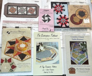 Lot 7 Table Runner Quilt Sewing Patterns Connecting Threads, Atkinson Designs - Picture 1 of 12