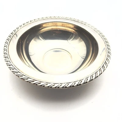Plato de plata pesado vintage Wm A ROGERS 11"D cuenco para servir con borde clásico de cuentas Foto 1 de 4