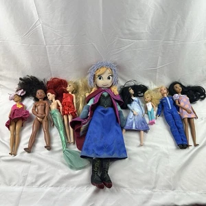 Vintage Rare Dolls Mixed Lot for - Disney, Barbie, and More - 9 Dolls - Picture 1 of 6