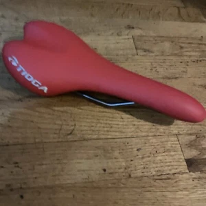 Tioga Carbon Road Saddle - Picture 1 of 8