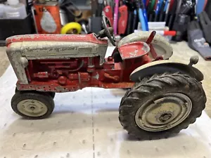 Vintage Hubley Ford Toy Tractor with 3-Point Hitch and Draw Bar - Picture 1 of 6