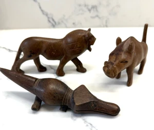 Vintage 3 handgeschnitzte afrikanische Holztiere Kroko Löwe Nilpferd Afrikaner - Bild 1 von 23