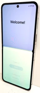 Samsung Galaxy Z Flip 6 - 256GB Silver (T-MOBILE Locked) *SCREEN DAMAGE* [F741U] - Picture 1 of 7
