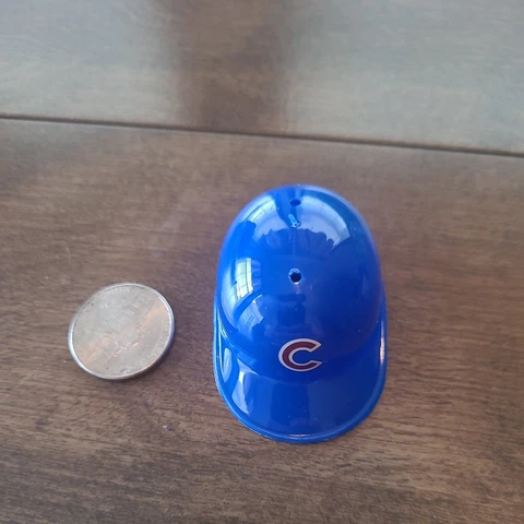 Nice Vintage Laich Chicago Cubs Gumball Mini Helmet. Rare Cover