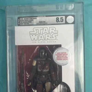 🔥 Star Wars Black Series Mandalorian White Box 1st First Edition 2019 AFA 8.5 - Picture 1 of 6